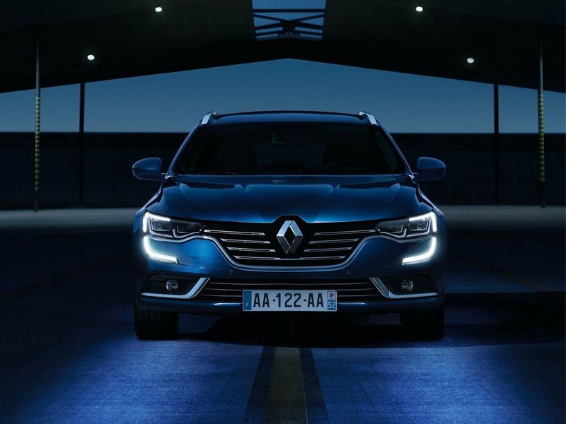 Renault Talisman I، واجون 5 أبواب — منظر أمامي