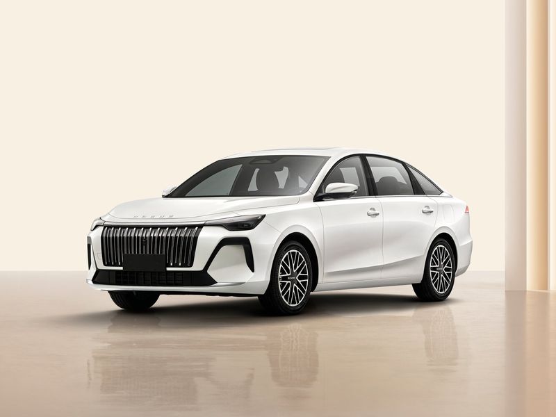 Roewe i6 II, Sedan — front view