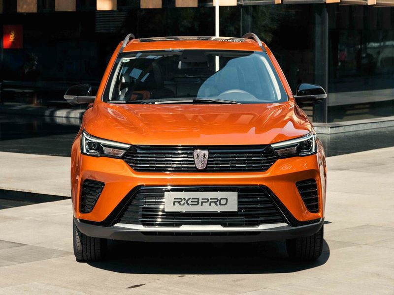 Roewe RX3 Pro, Внедорожник 5 дв. — вид спереди