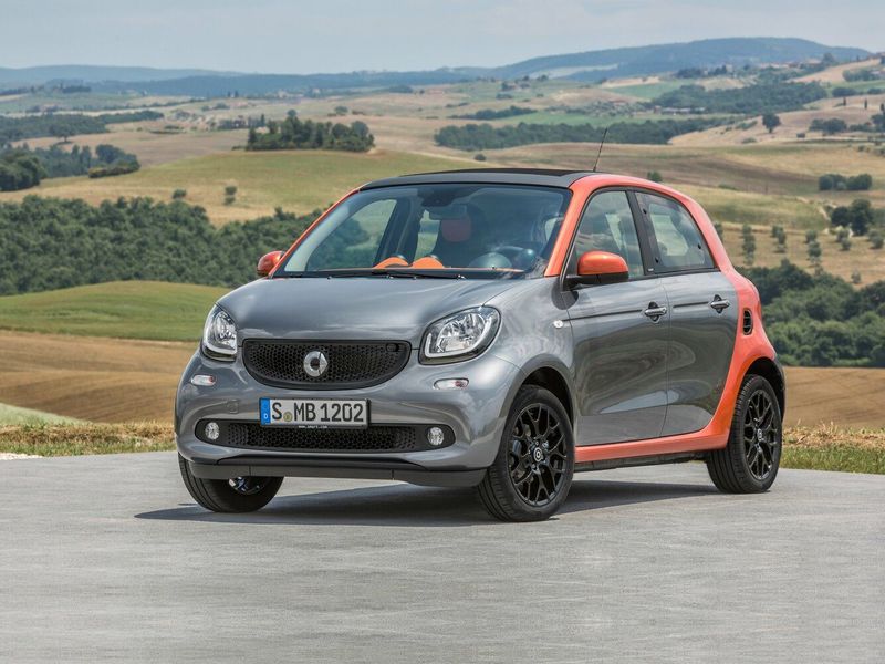 Smart Forfour II, Хэтчбек 5 дв. — вид спереди справа