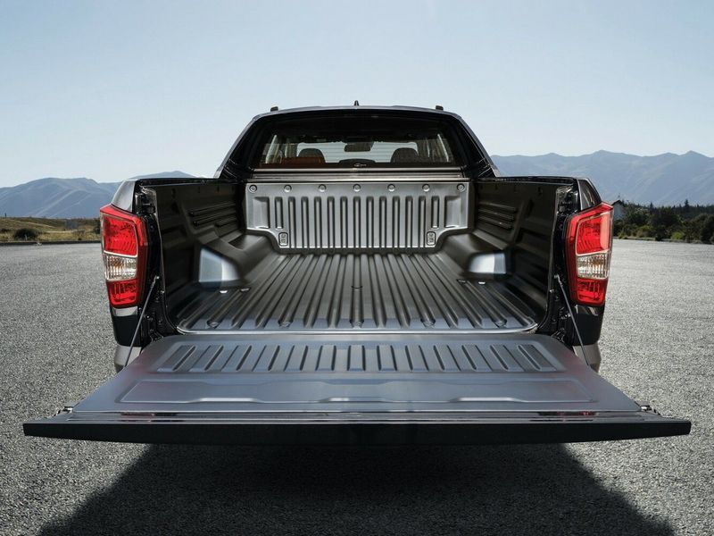 SsangYong Rexton Sports I, Пикап двойная кабина Khan — багажное отделение
