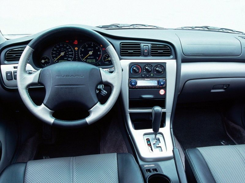 Subaru Baja، بيك أب بكابينة مزدوجة — لوحة القيادة