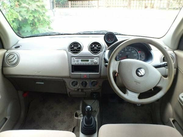 Suzuki Alto VI (HA24), Хэтчбек 5 дв. — передняя панель