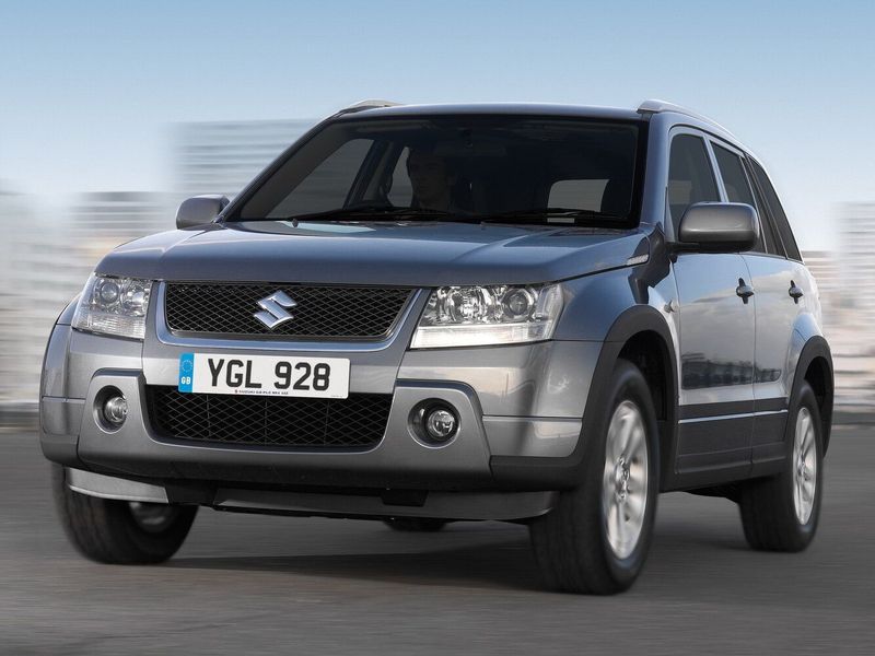 Suzuki Grand Vitara II, Внедорожник 5 дв. — вид спереди слева