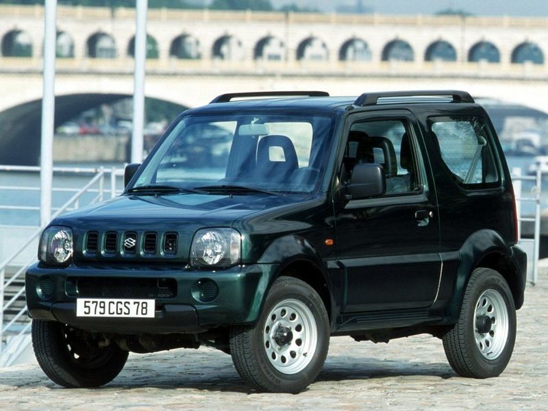 Suzuki Jimny III, Внедорожник 3 дв. — вид спереди слева