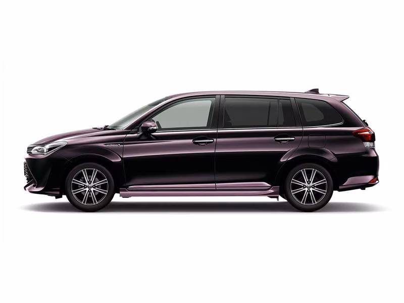 Toyota Corolla XI (E160, E170, E170, E180) فيس ليفت 1، واجون 5 أبواب Fielder — منظر من الجانب الأيسر