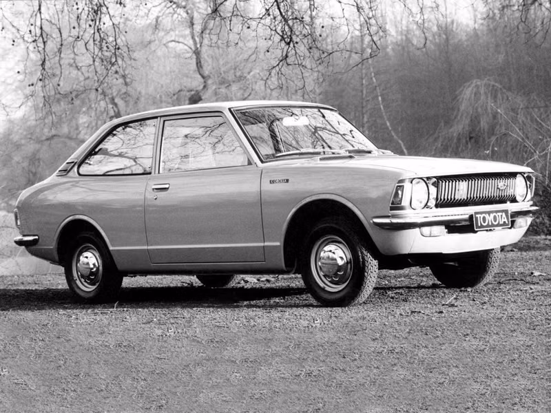 Toyota Corolla ii (E20)، كوبيه — منظر أمامي بزاوية ثلاثة أرباع