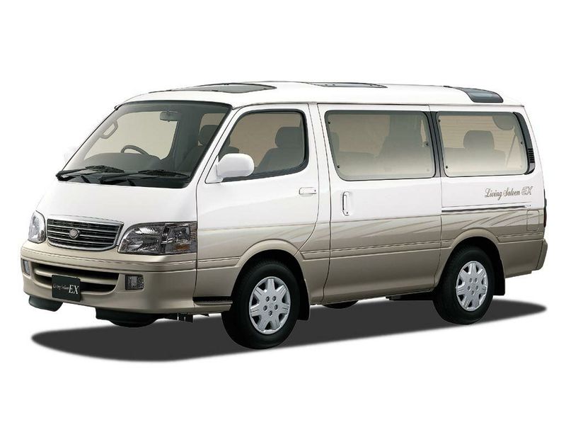 Toyota HiAce H100، ميني فان — منظر أمامي أيسر