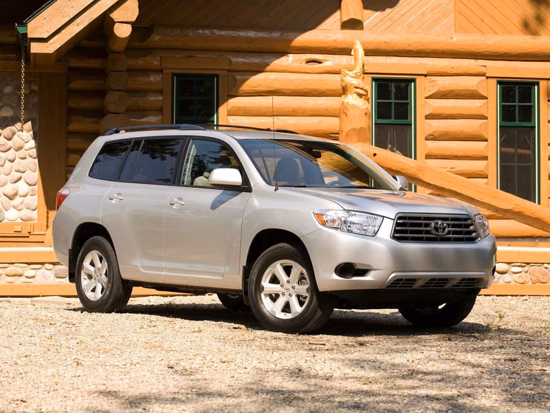 Toyota Highlander II (U40)، دفع رباعي 5 أبواب — منظر أمامي أيمن