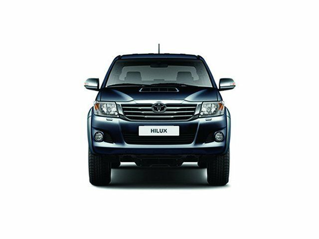 Toyota Hilux فيس ليفت السابع، بيك أب بكابينة مزدوجة — منظر أمامي