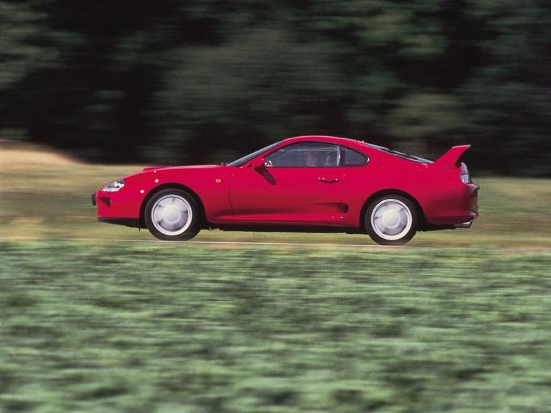Toyota Supra IV (A80)، كوبيه — منظر من الجانب الأيسر