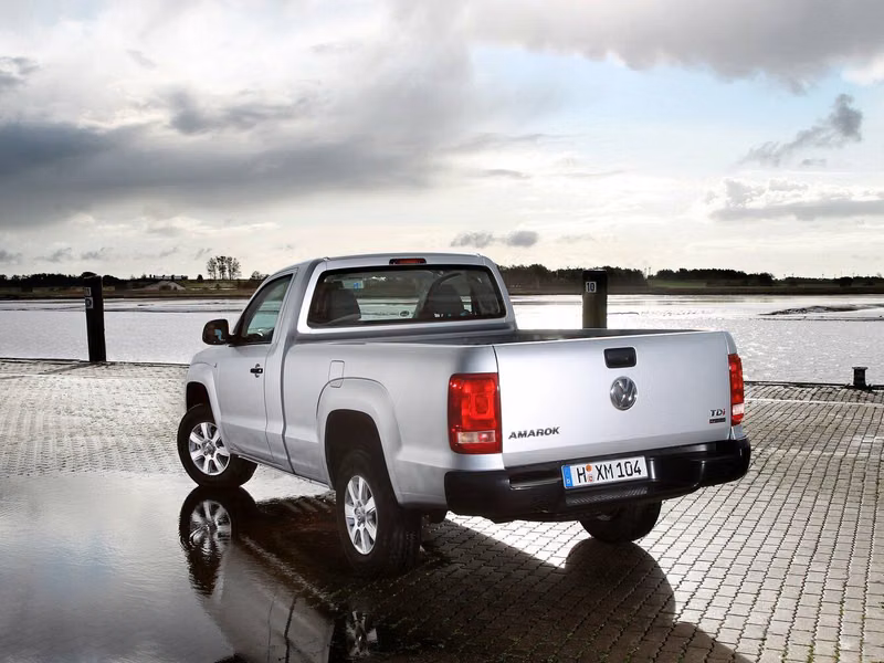 Volkswagen Amarok I، بيك أب بكابينة مفردة Single Cab — منظر خلفي أيسر