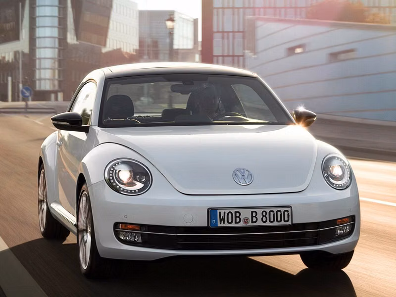 Volkswagen Beetle II (A5)، هاتشباك 3 أبواب — منظر أمامي