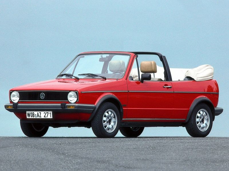 Volkswagen Golf I، قابلة للتحويل — منظر أمامي أيمن