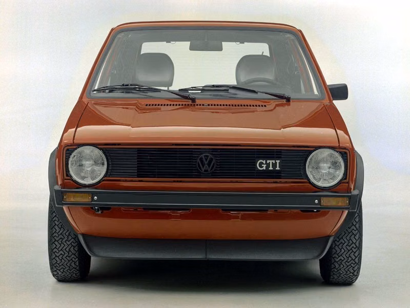 Volkswagen Golf I، هاتشباك 3 أبواب — منظر أمامي