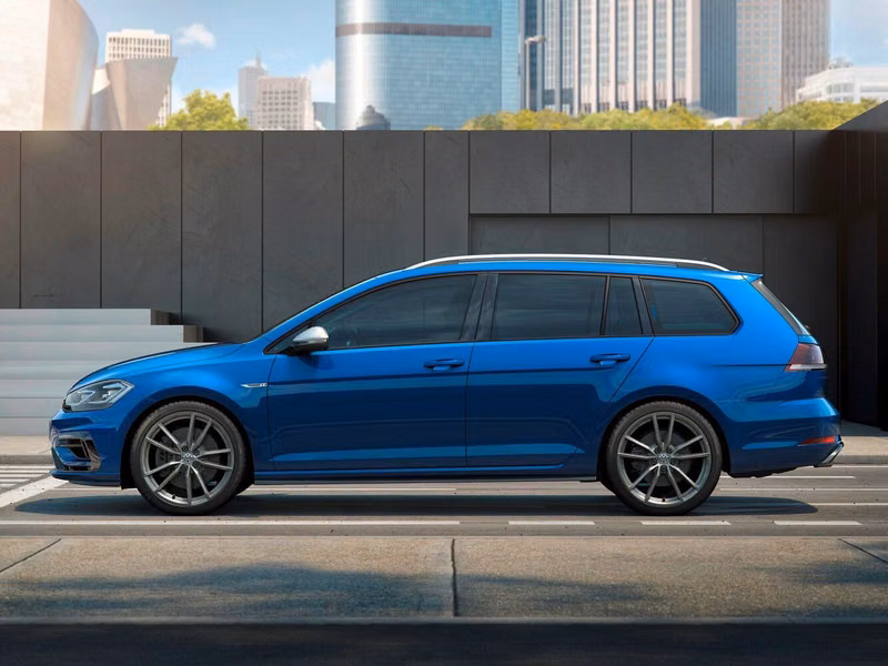 Volkswagen Golf R فيس ليفت السابع، واجون 5 أبواب — منظر من الجانب الأيسر