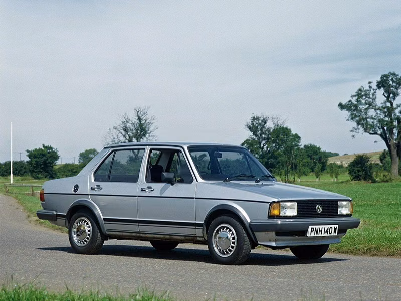 Volkswagen Jetta I، سيدان — منظر أمامي أيمن