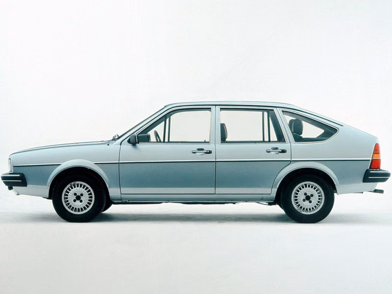 Volkswagen Passat B2, Хэтчбек 5 дв. — вид слева