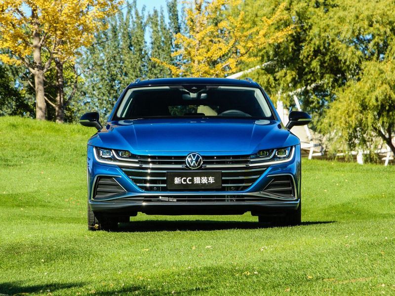 Volkswagen Passat CC فيس ليفت الثاني، واجون 5 أبواب — منظر أمامي