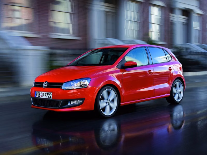 Volkswagen Polo V, Hatchback 5 dr. — front-right view