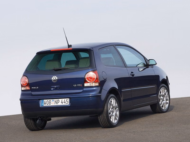 Volkswagen Polo فيس ليفت IV، هاتشباك 3 أبواب — منظر خلفي أيمن