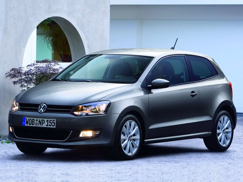Volkswagen Polo V, Hatchback 3 dr. — front-right view