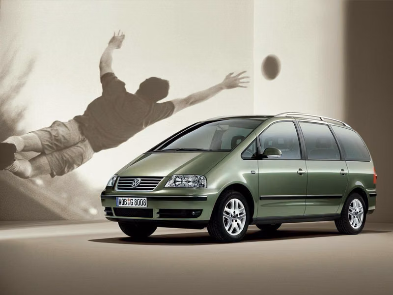 Volkswagen Sharan I Рестайлинг 2, Минивэн — вид спереди справа