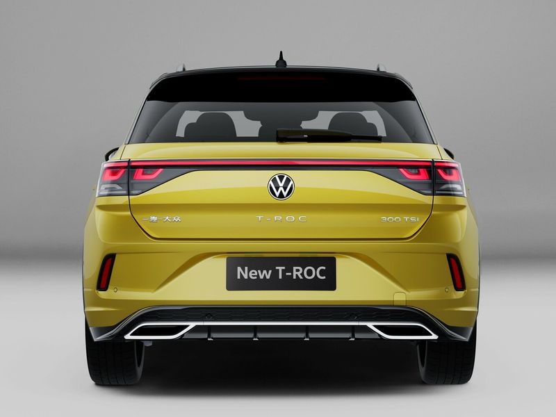 Volkswagen T-Roc (السوق الصينية) عملية تجديد، دفع رباعي 5 أبواب — منظر خلفي