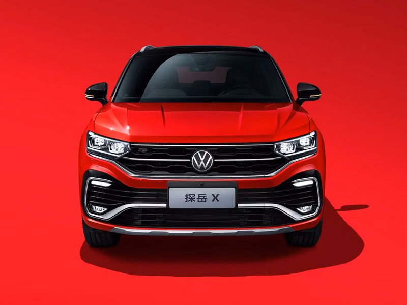 Volkswagen Tayron I، دفع رباعي 5 أبواب X — منظر أمامي