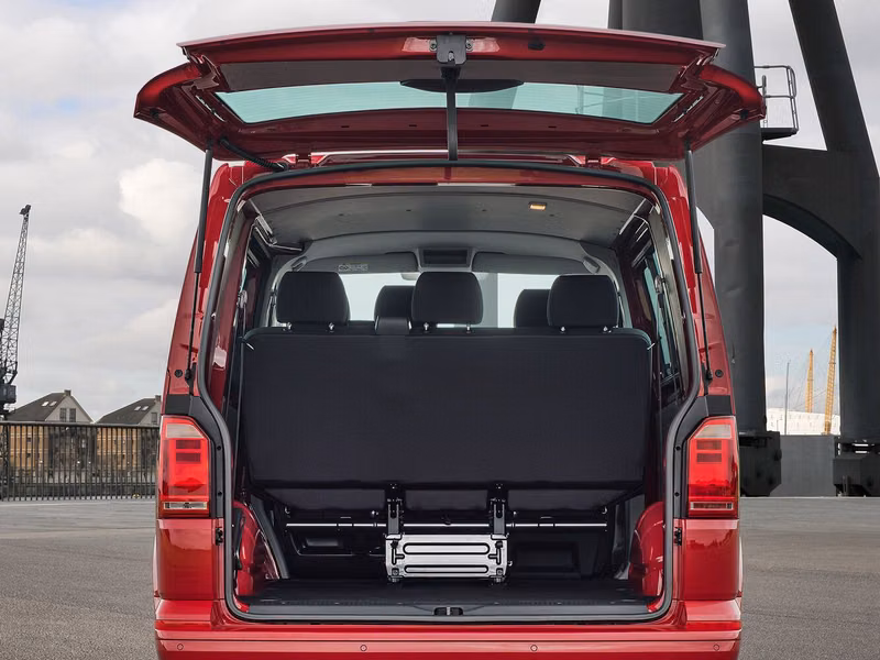 Volkswagen Transporter T6، ميني فان Long — حجرة الأمتعة